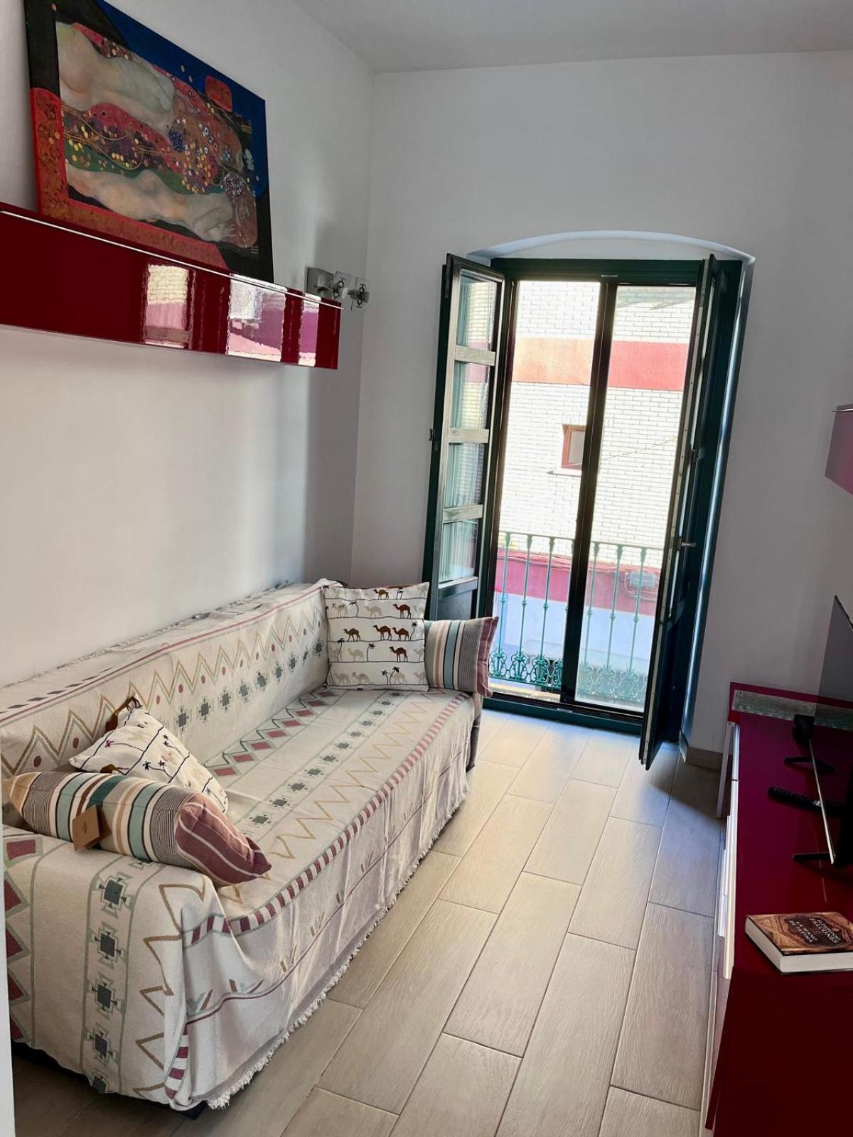 Apartamento Triana Flat, 3mn from plaza de Cuba Sevilla Exterior foto