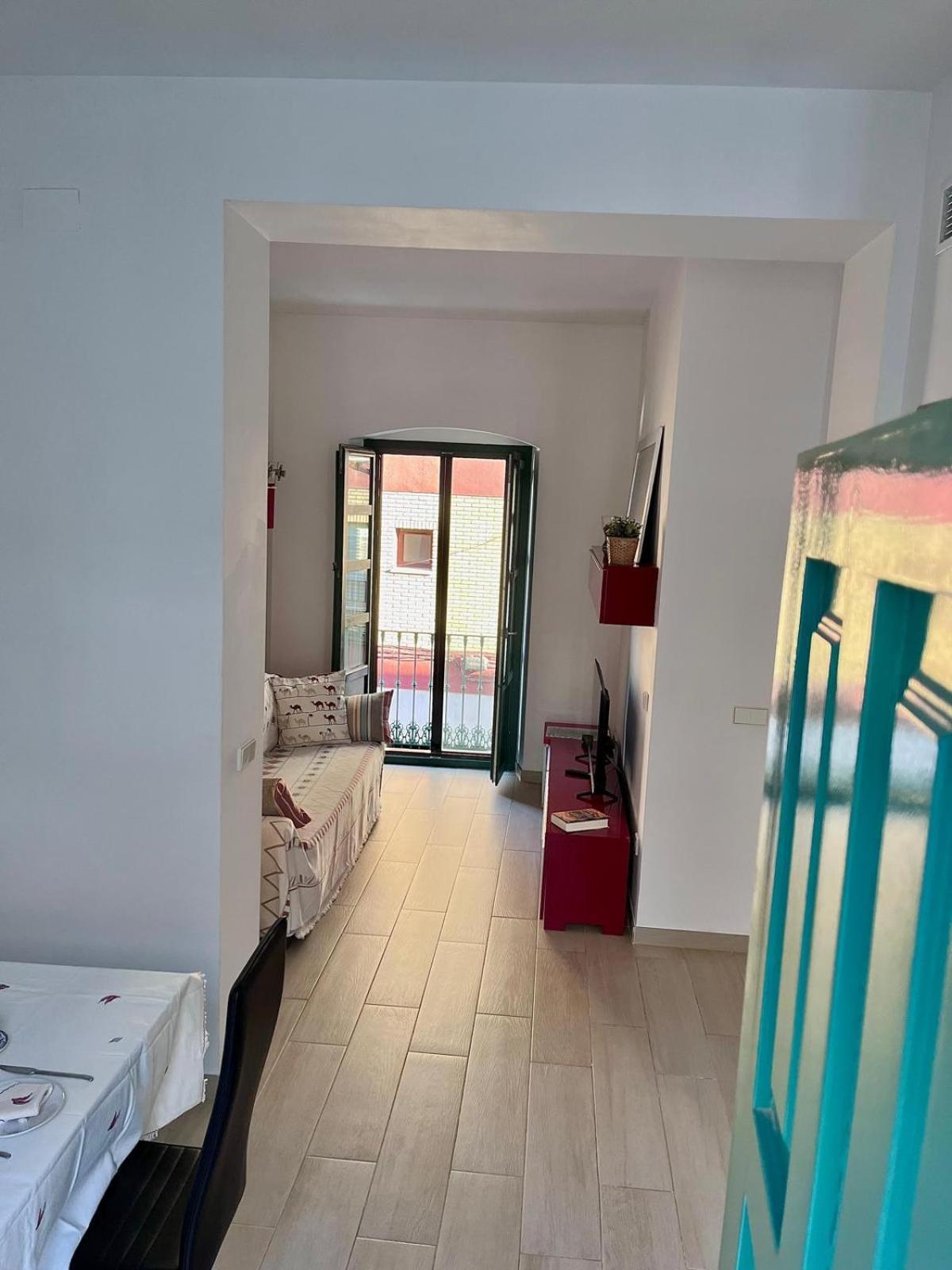 Apartamento Triana Flat, 3mn from plaza de Cuba Sevilla Exterior foto